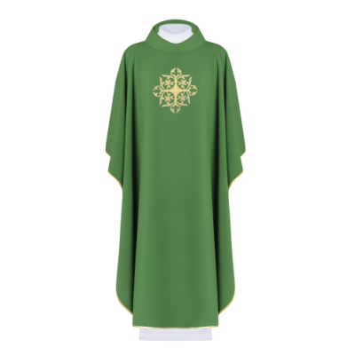 Ornat brodat cu semnul crucii