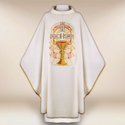 Ornat brodat cu simbol euharistic
