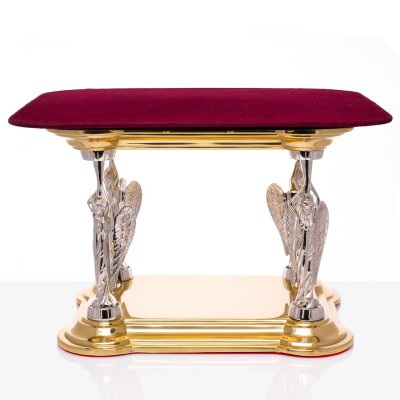 Tron pentru monstrante